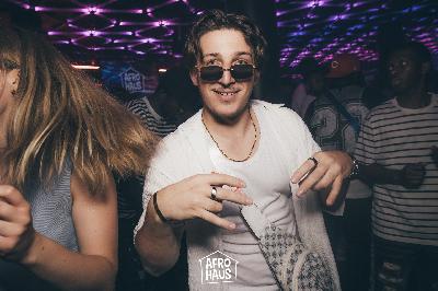 Party Bild aus dem The Pearl vom 21.06.2025